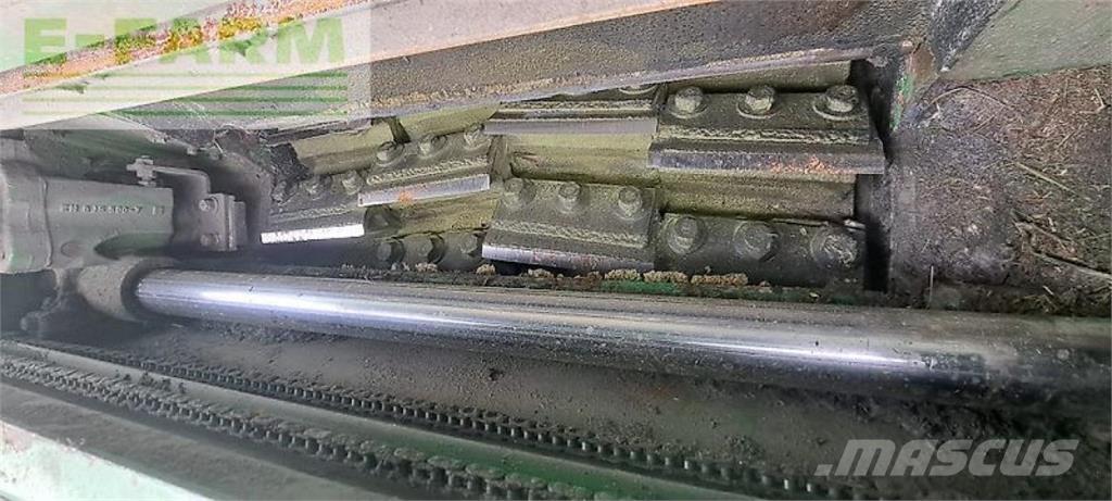 John Deere 8400 Самоходни фуражири