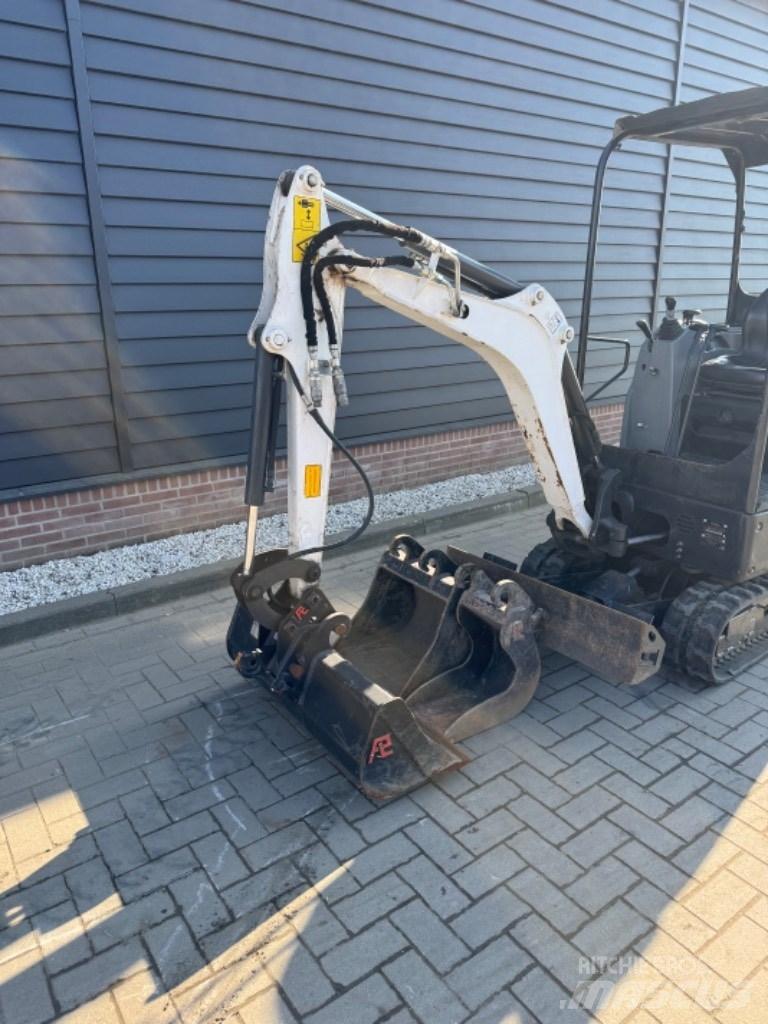 Bobcat E 17 Мини екскаватори < 7 т