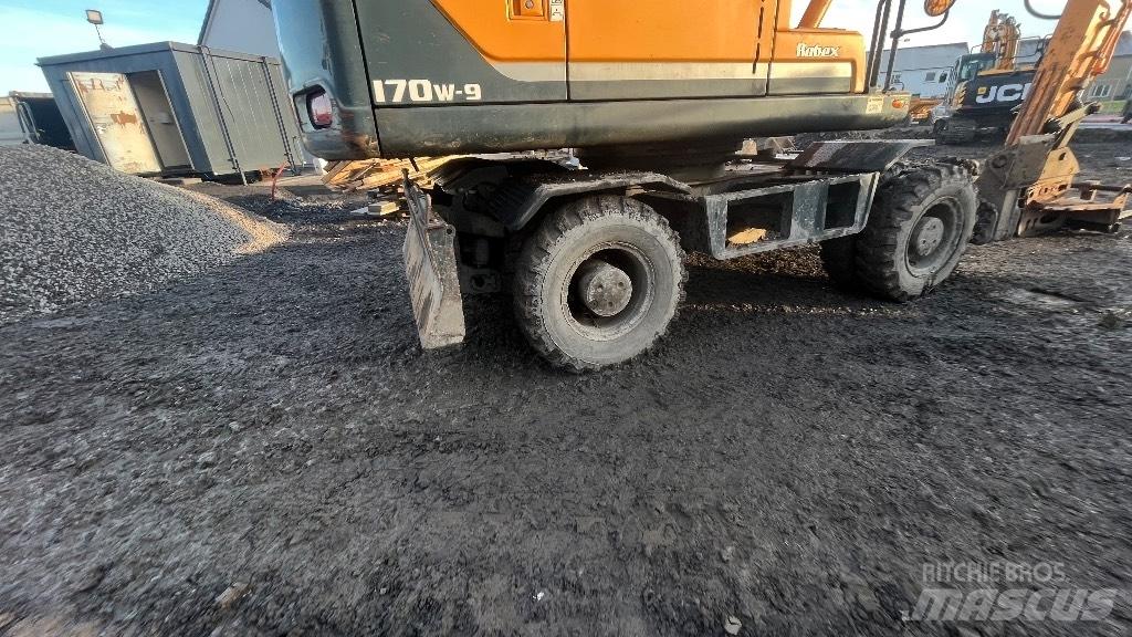 Hyundai Robex 170w-9 Колесни екскаватори