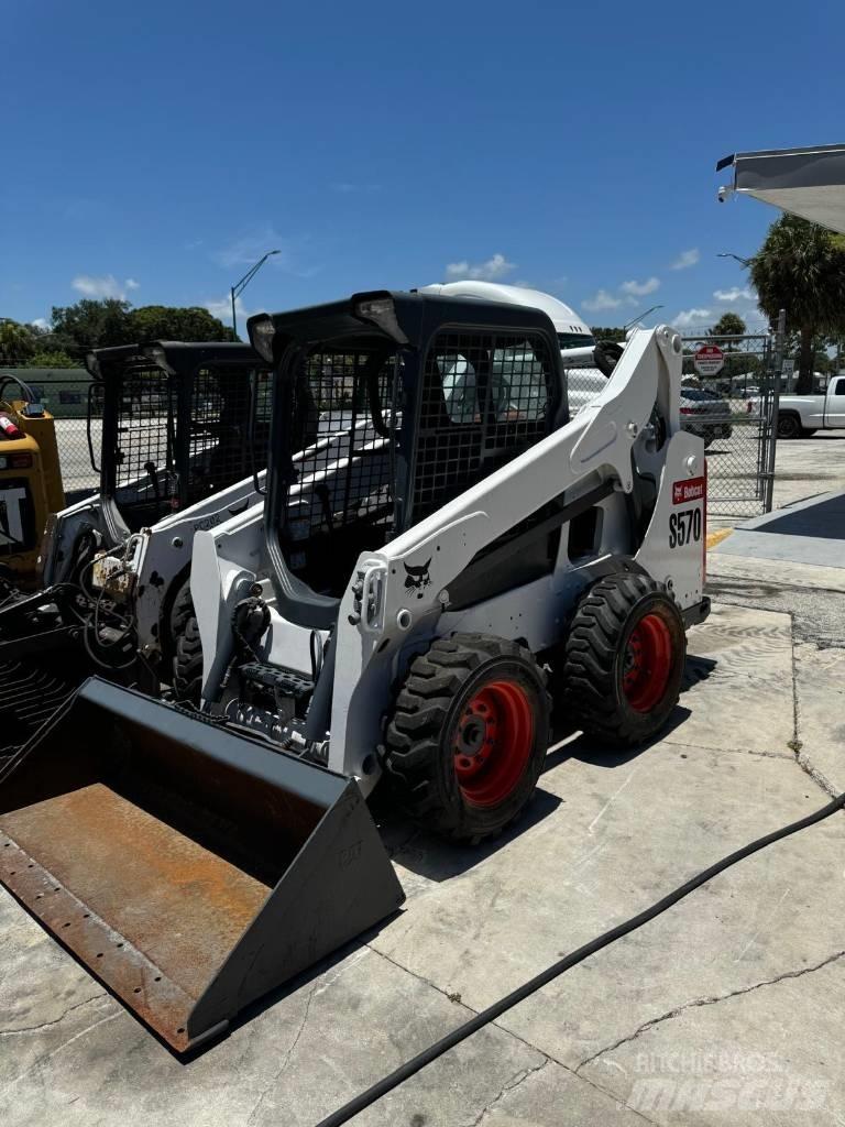 Bobcat S570 Мини товарачи
