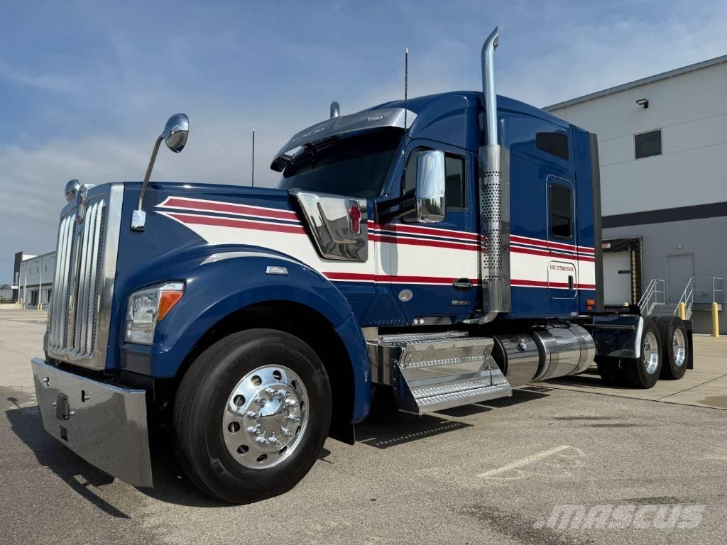 Kenworth W 990 Влекачи