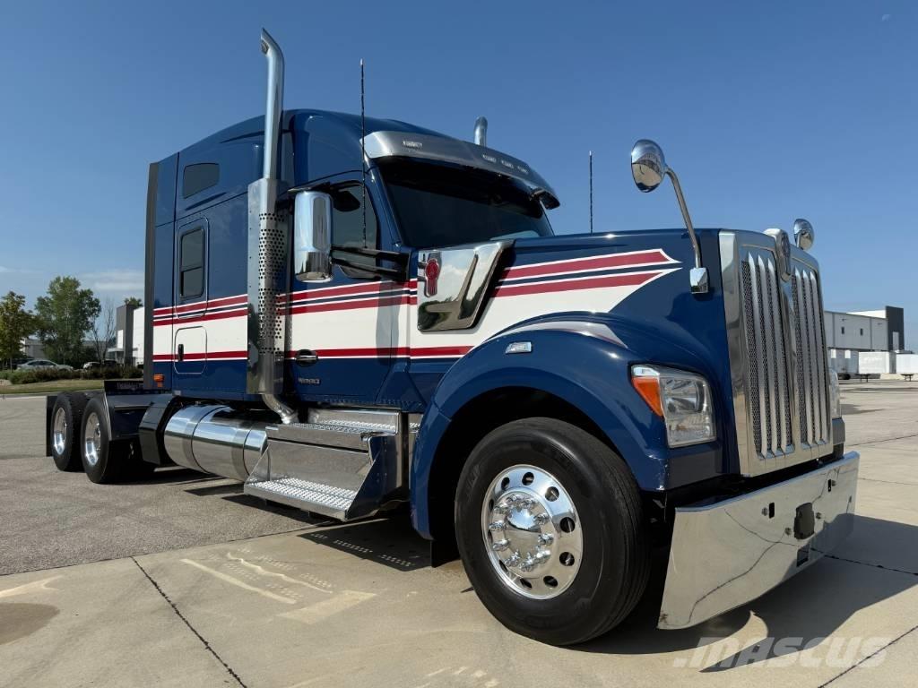 Kenworth W 990 Влекачи