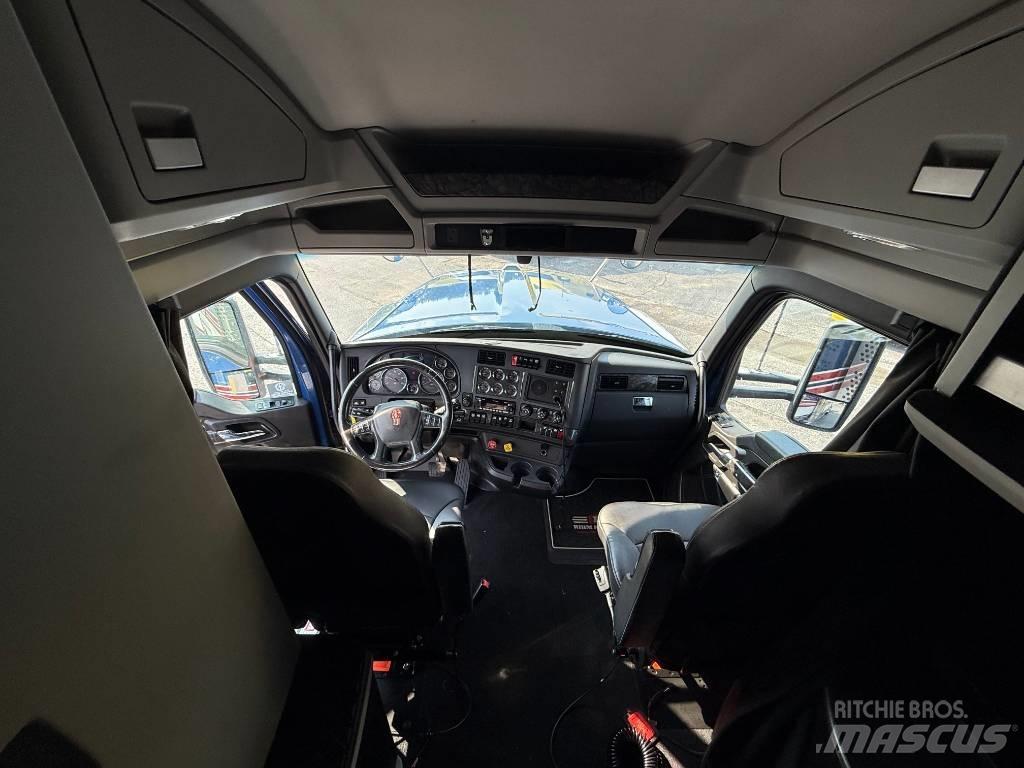 Kenworth W 990 Влекачи