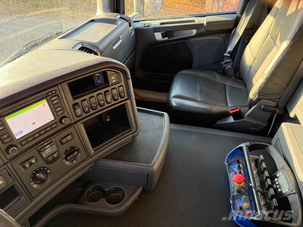 Scania G490 8x2 Разглобяеми надстойки