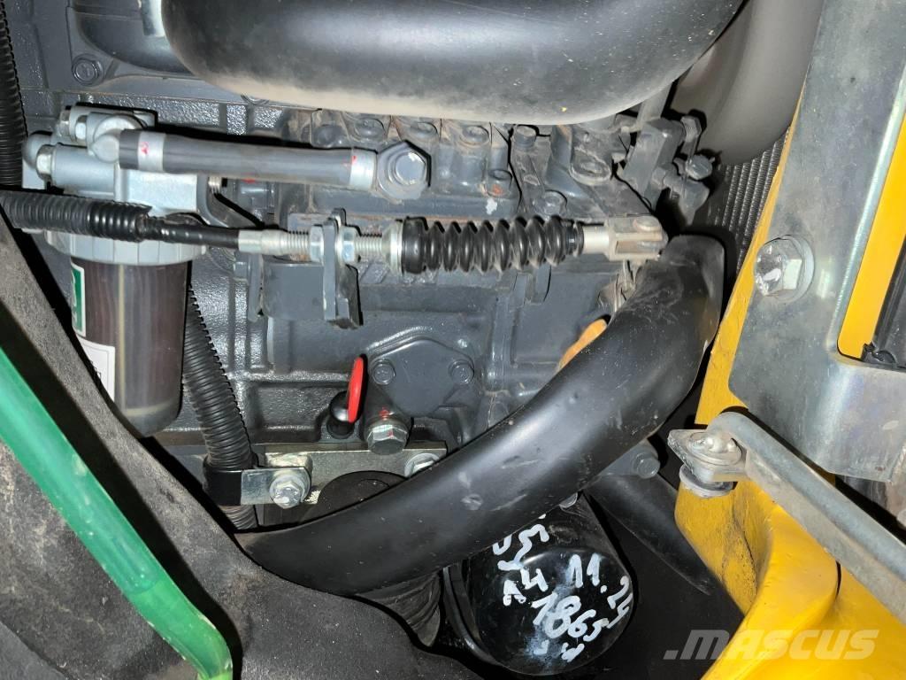 Komatsu PC 16 R-3 Мини екскаватори < 7 т