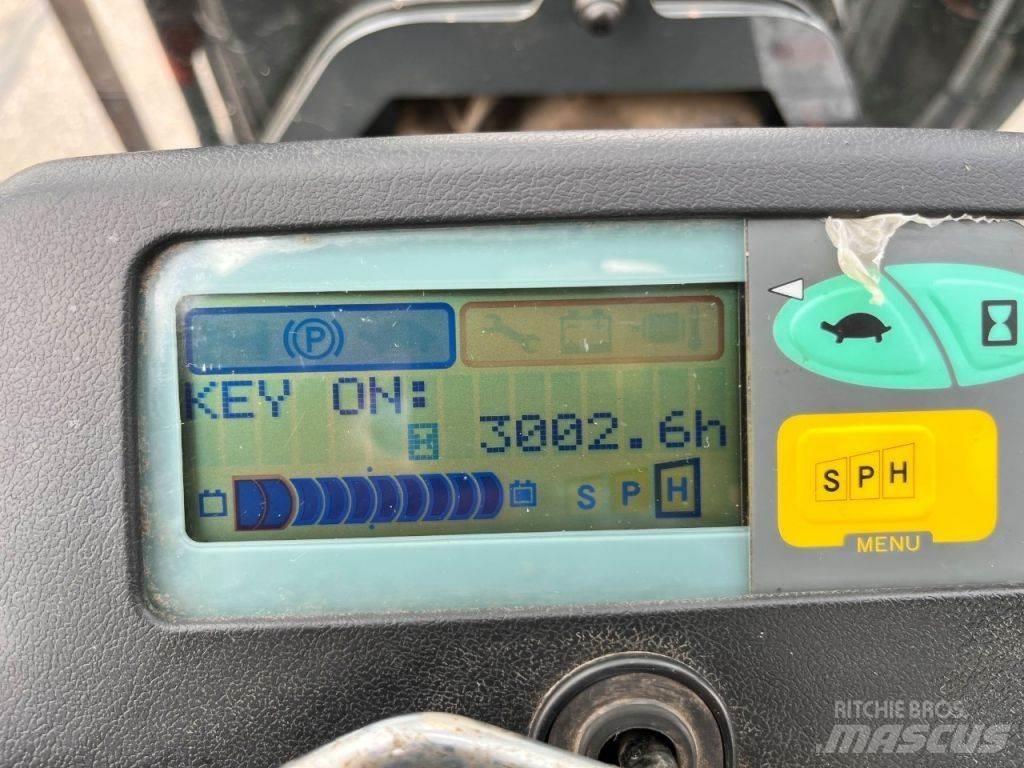 Toyota 7FBMF30 Електрически вилични кари-повдигачи