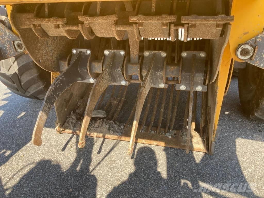 Elho Scorpio 710 Събирачи на камъни
