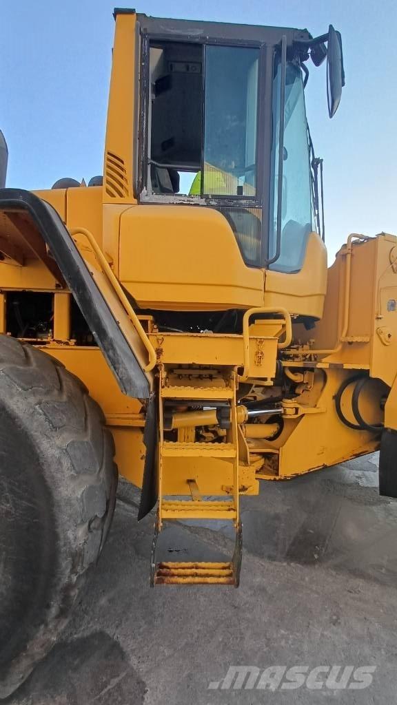 Volvo L 150 F Колесни товарачи