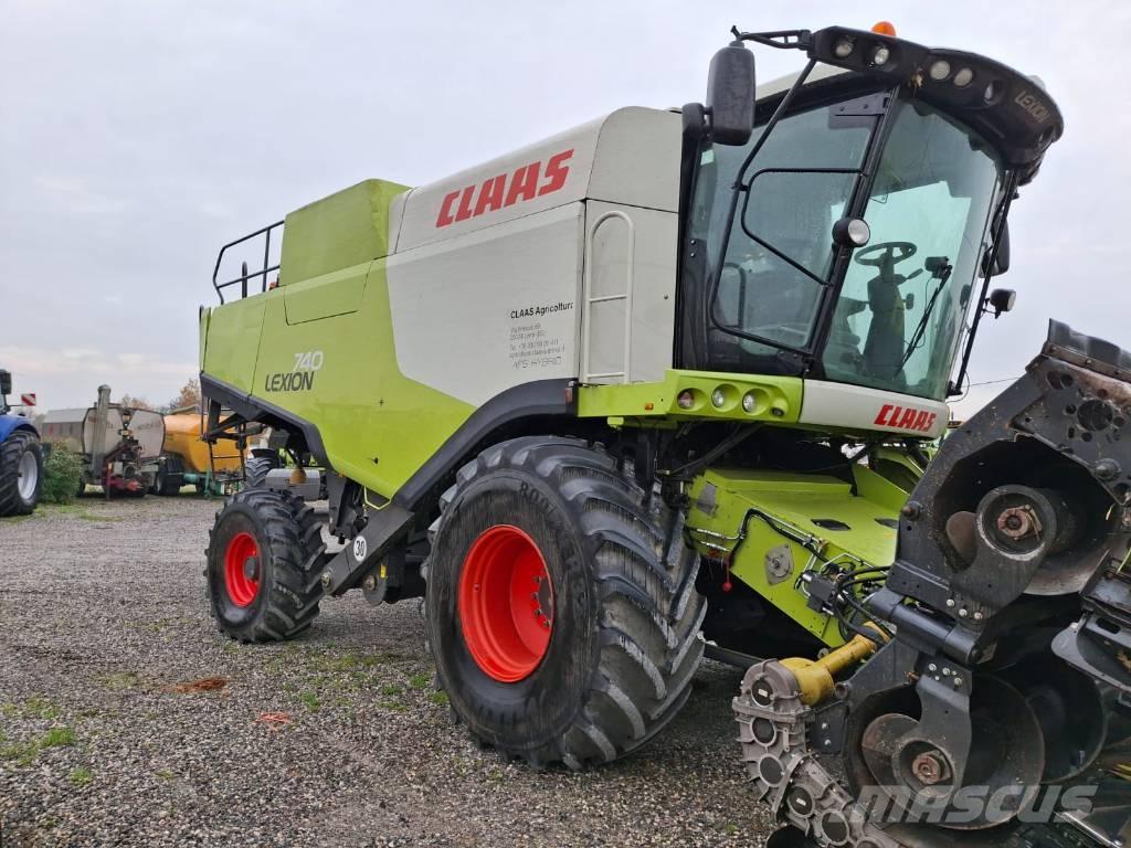 CLAAS Lexion 740 Комбайни