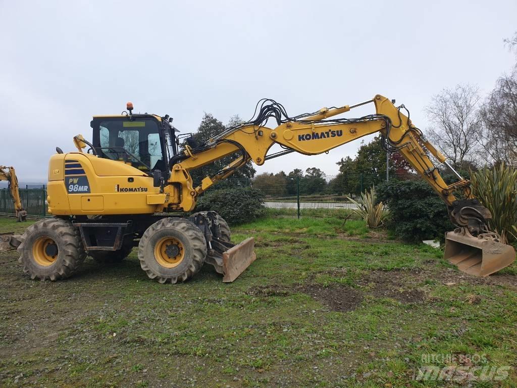 Komatsu PW98MR-10 Колесни екскаватори