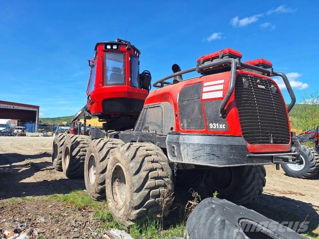 Komatsu 931XC Харвестери