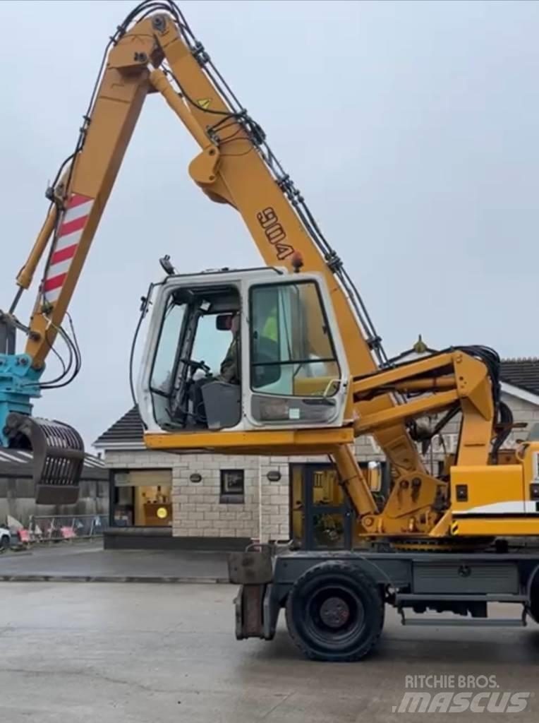 Liebherr A 904 C Оператори на отпадъци/индустрия
