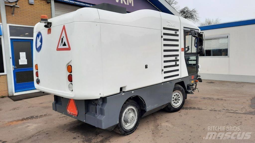 Ravo 530ST Автоматични метачки с четки