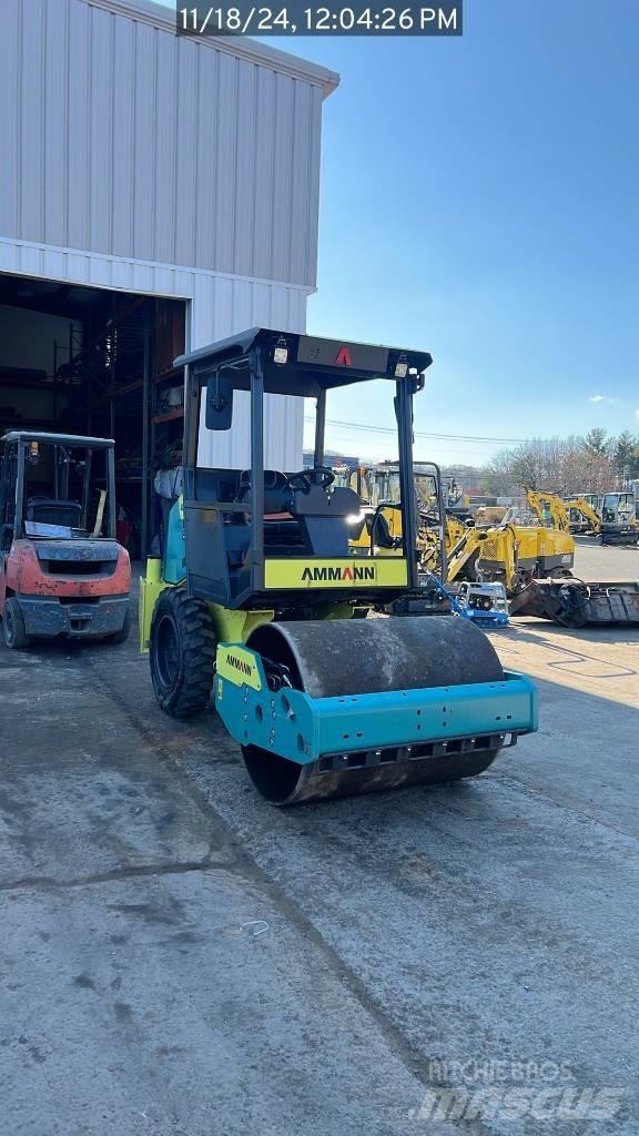 Ammann ARS 30 Еднобарабанни ролки
