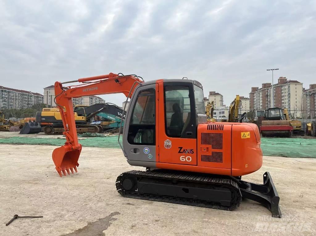 Hitachi ZX 60 Мини екскаватори < 7 т