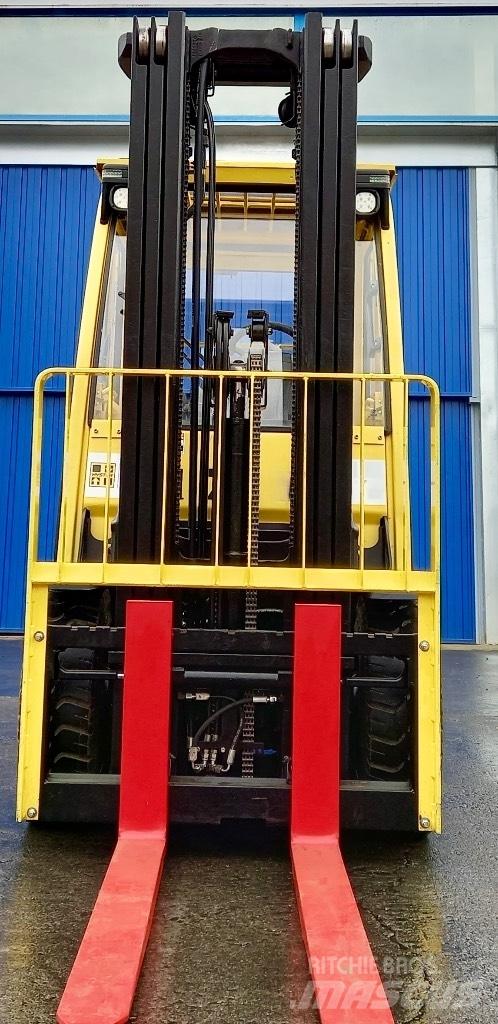 Hyster H 30 FT Дизелови камиони