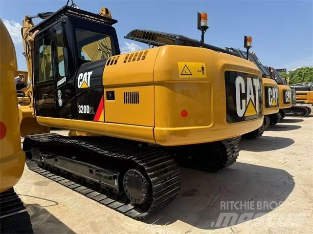 CAT 320 D Верижен екскаватор
