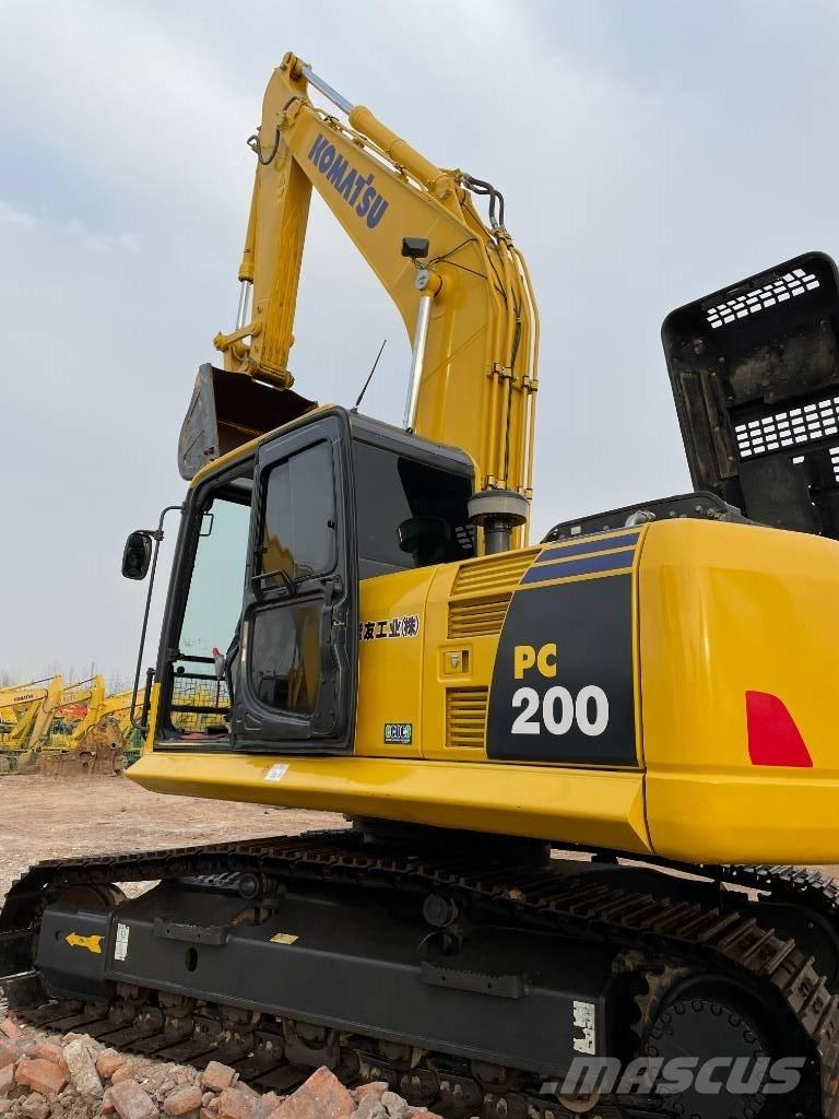 Komatsu 200-8 Верижен екскаватор