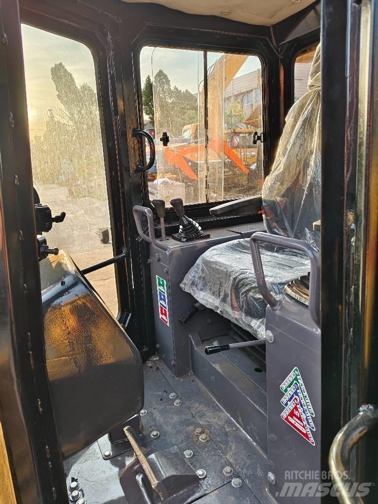 CAT D 5 K Верижни булдозери
