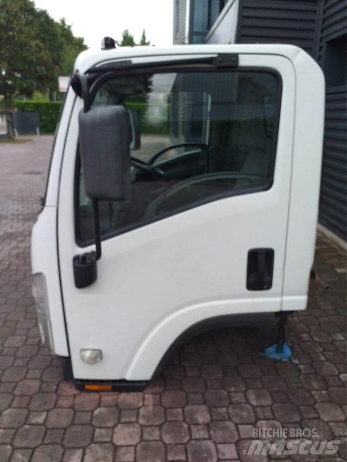 Isuzu M - L Кабини