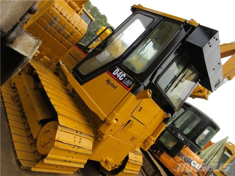 CAT D 4 C Верижни булдозери
