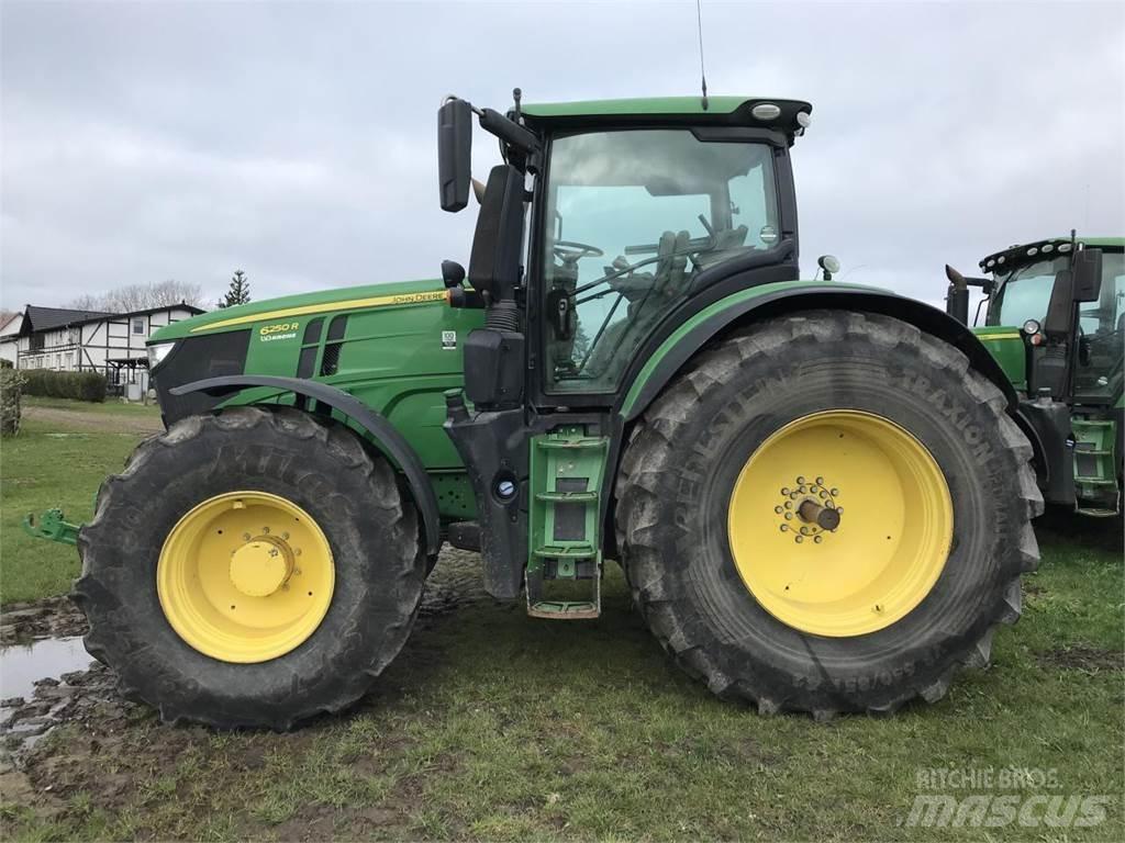 John Deere 6250R Трактори