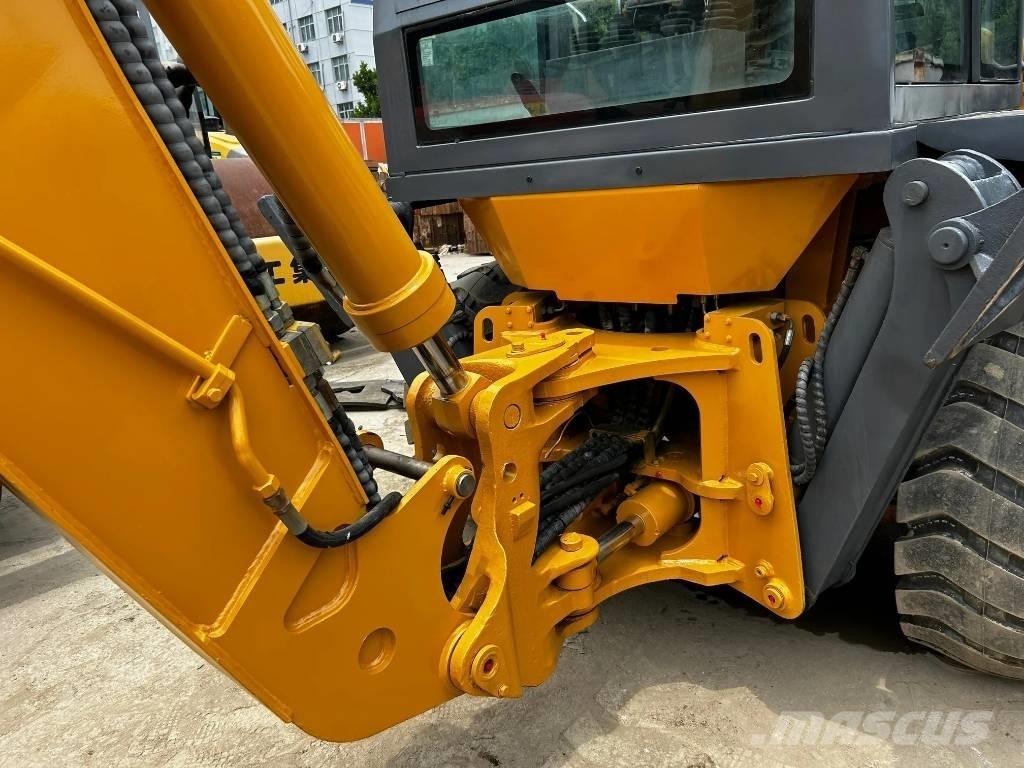LiuGong B860 Товарач със заден ексватор
