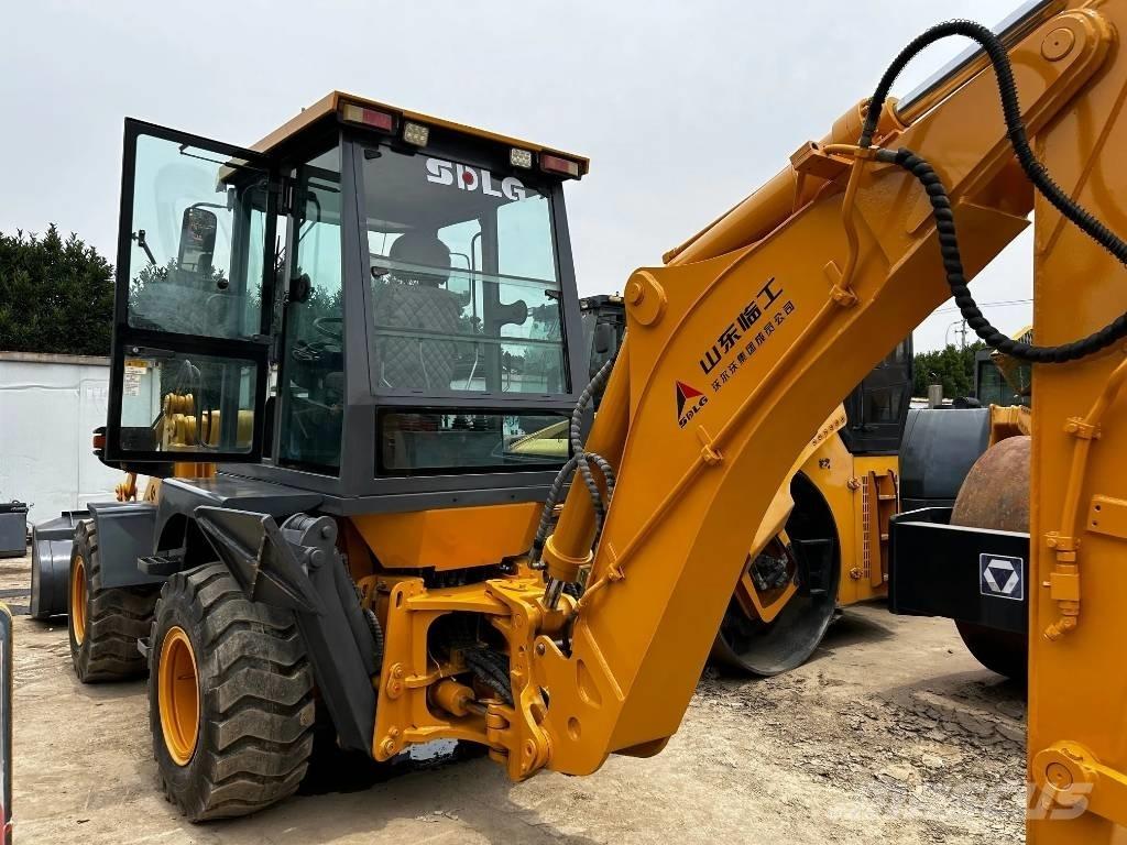 LiuGong B860 Товарач със заден ексватор