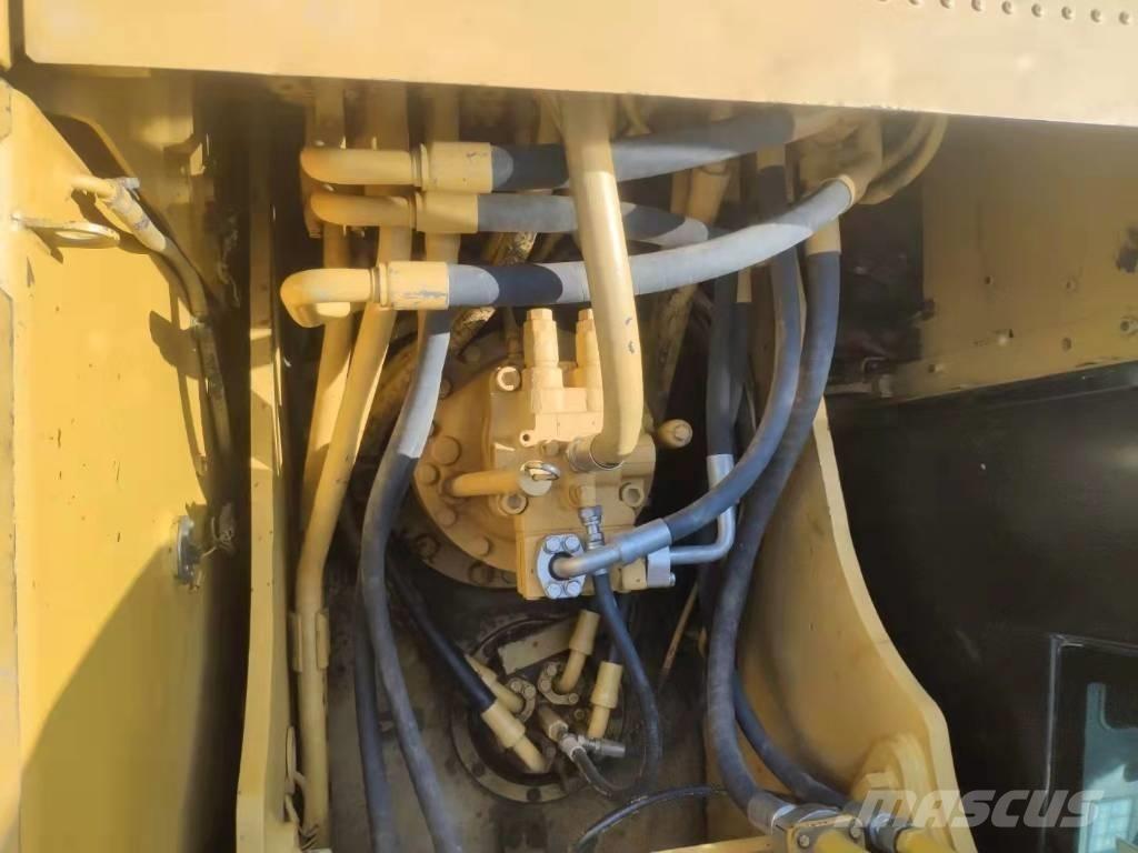 CAT 320 B Верижен екскаватор