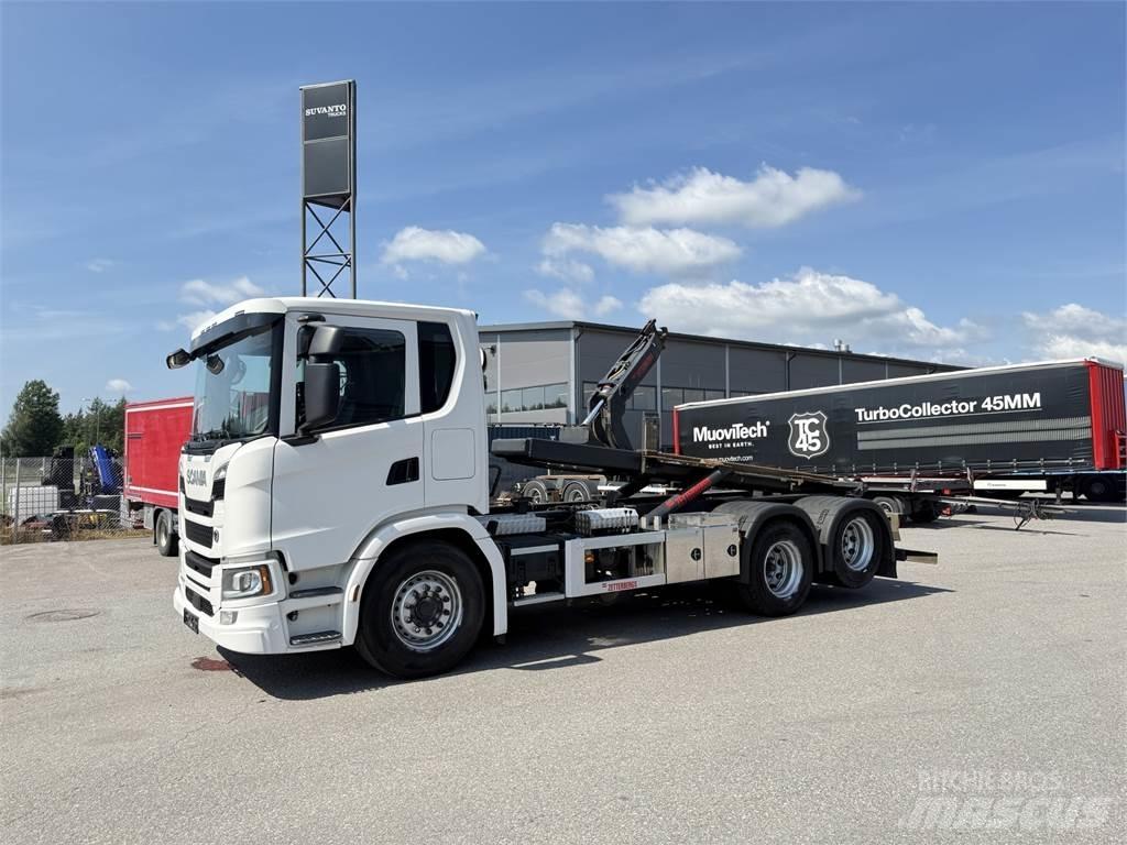 Scania G500 6X2 Камиони с кран с кука