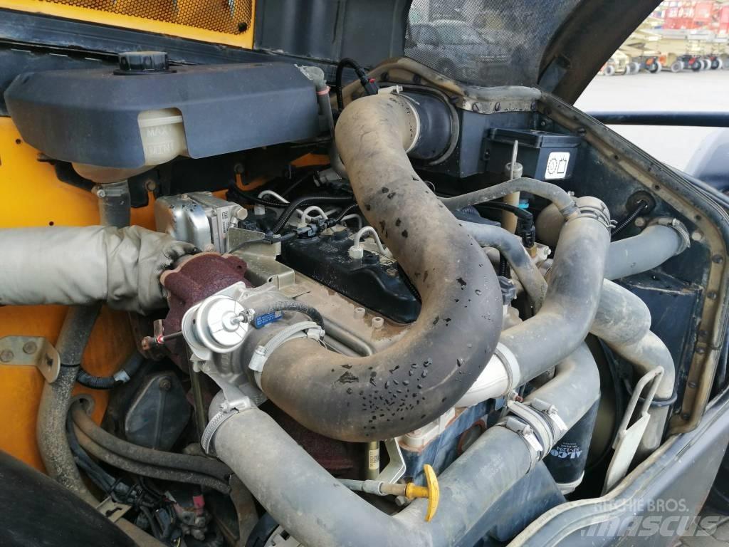 JCB 535-95 Колесни товарачи