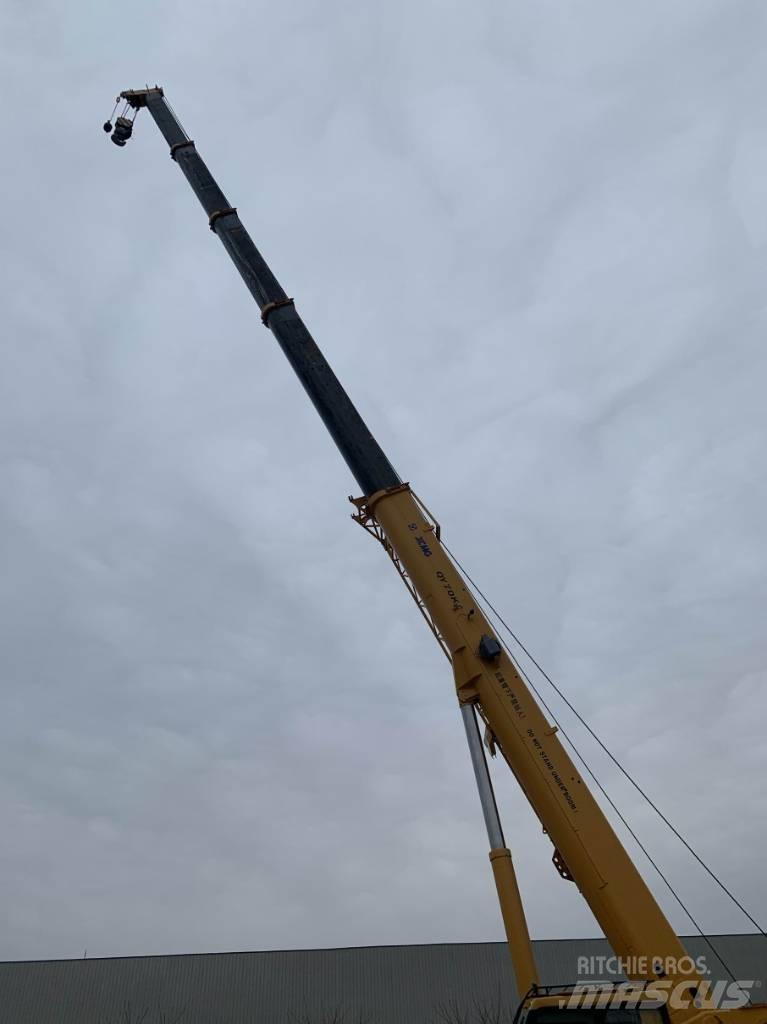 XCMG QY70KC Всъдеходни кранове