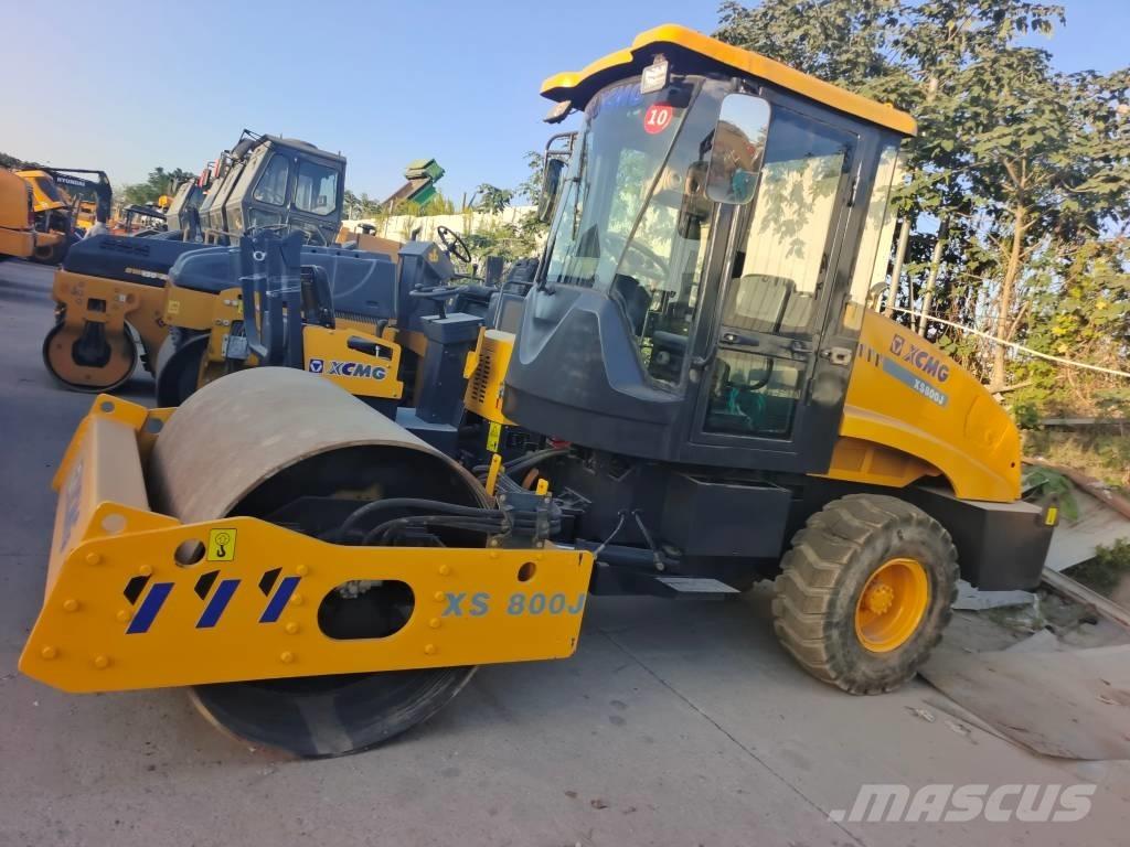 XCMG XS 800 J Еднобарабанни ролки
