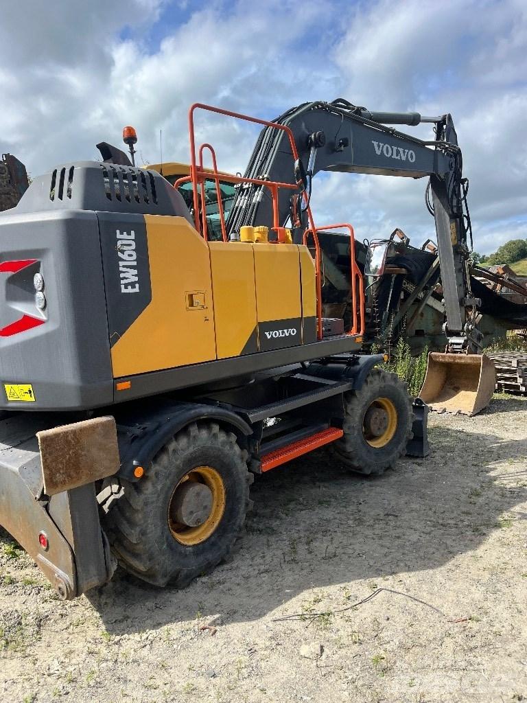 Volvo EW 160 E Колесни екскаватори
