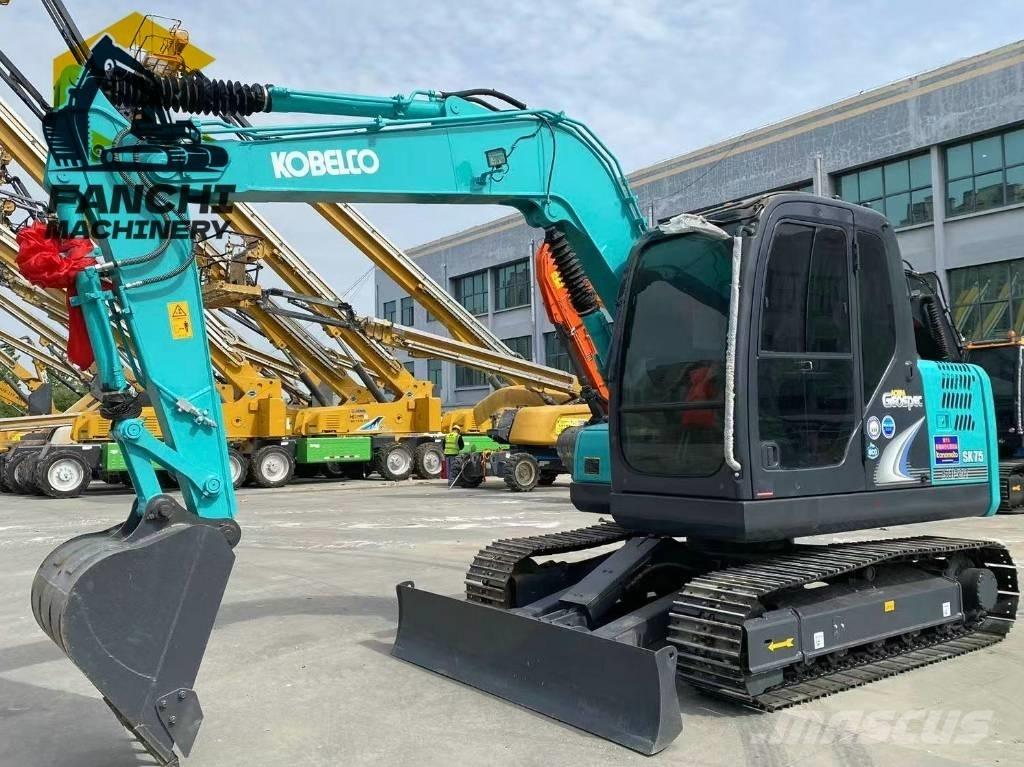 Kobelco 75 Мини екскаватори < 7 т
