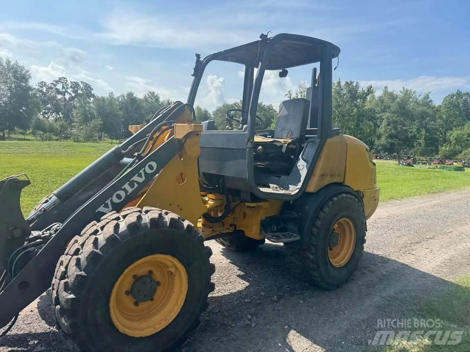 Volvo L 20 B Колесни товарачи