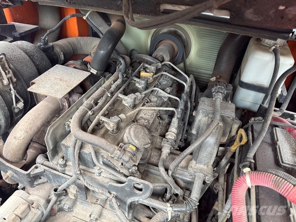 Doosan D 40 SC-7 Дизелови камиони
