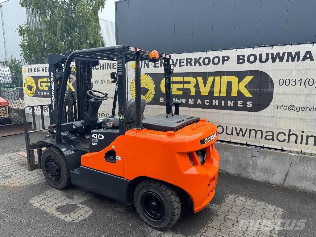 Doosan D 40 SC-7 Дизелови камиони