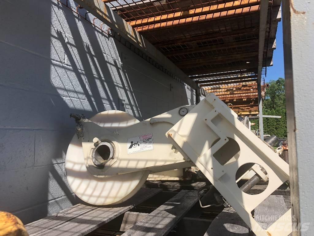 Demag AC 250-1 Всъдеходни кранове