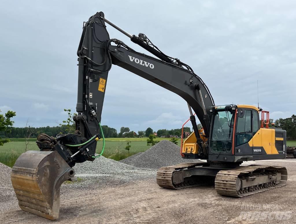 Volvo EC 220 E Верижен екскаватор