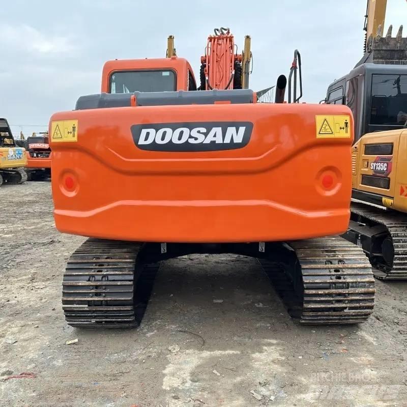 Doosan DX150 Верижен екскаватор