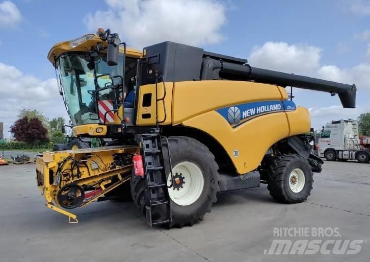 New Holland CR 9080 Комбайни