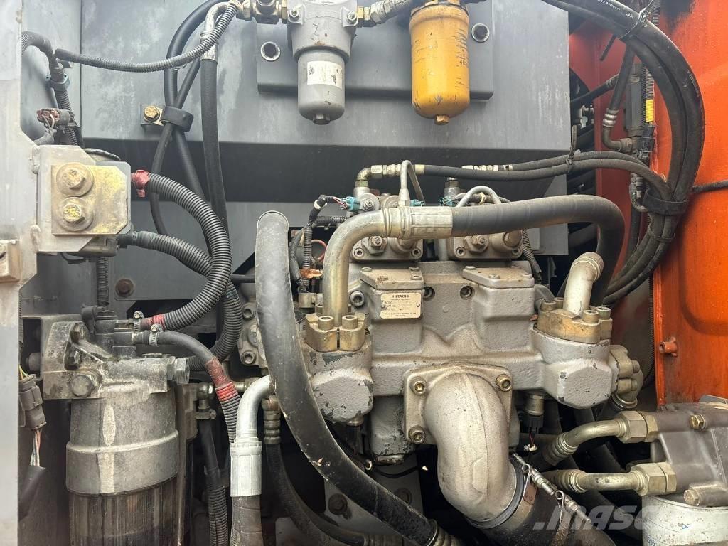 Hitachi ZX140 W-3 Колесни екскаватори