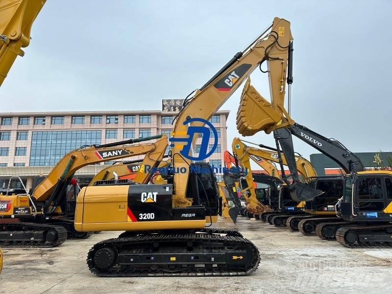 CAT 320D Верижен екскаватор