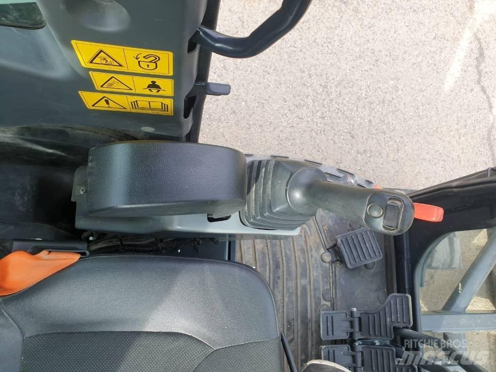 Kubota KX 042-4A Мини екскаватори < 7 т
