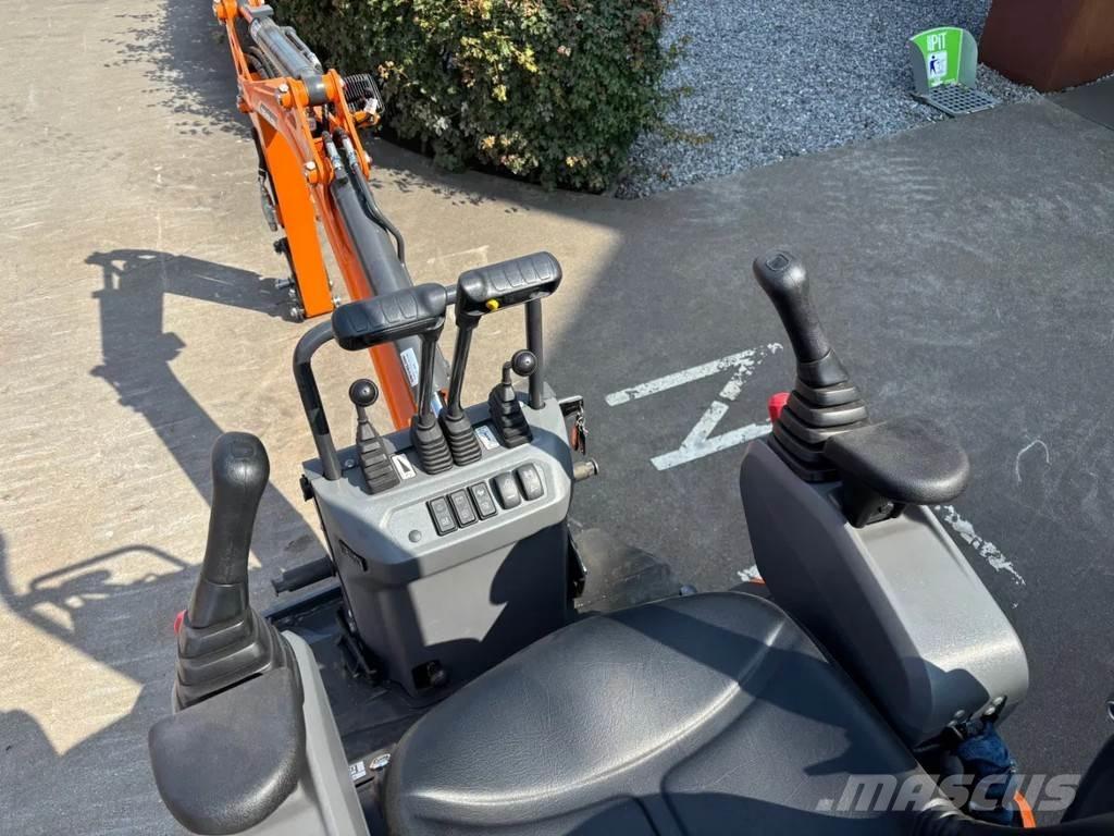 Develon DX10Z-7 Мини екскаватори < 7 т