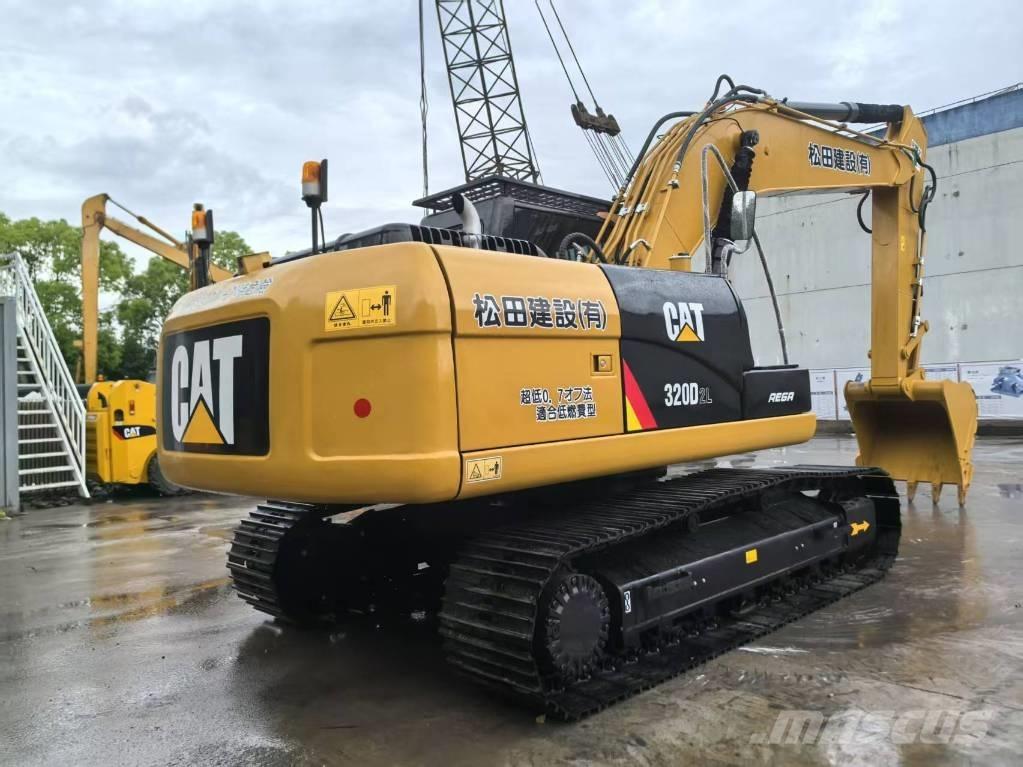 CAT 320 D Верижен екскаватор