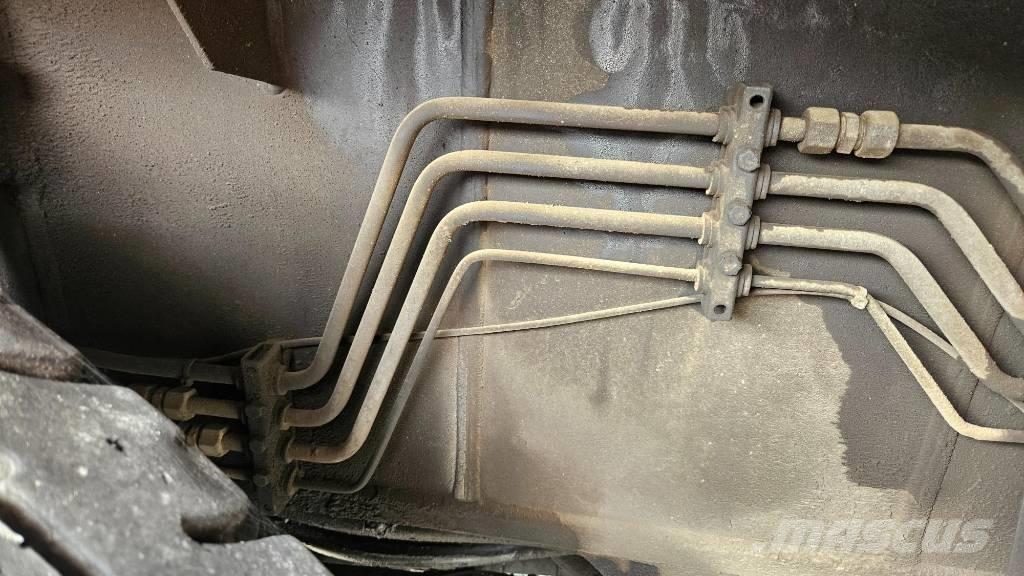 Kato SR 250 Кранове за тежък терен