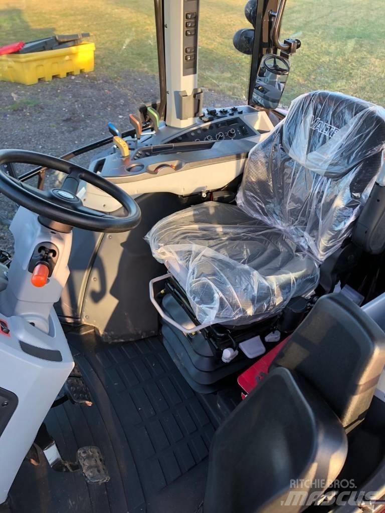 Valtra G125EA Трактори