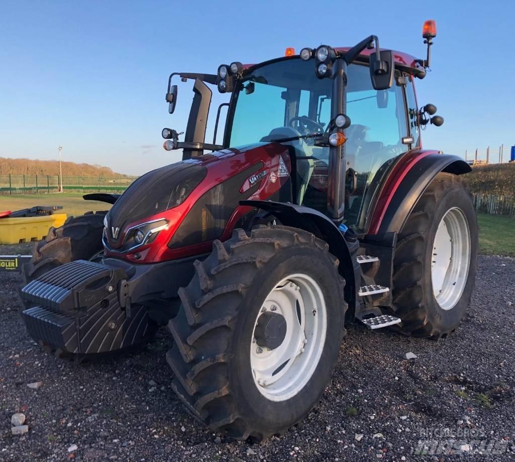 Valtra G125EA Трактори